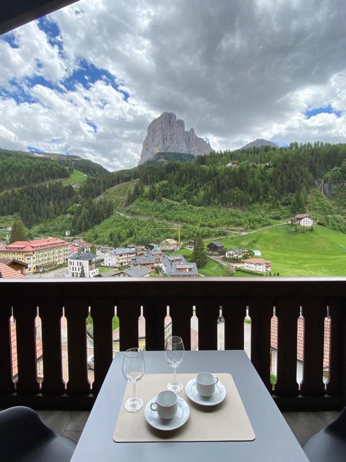 Apartments Mezdi Santa Cristina Val Gardena Exteriör bild